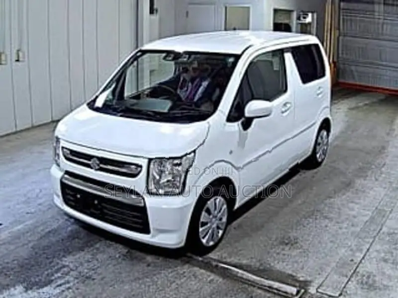 Suzuki Wagon R FX, 2024