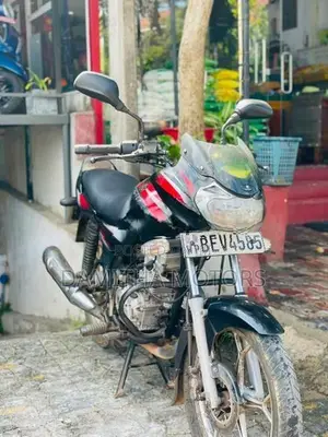 Bajaj Discover 125 2017