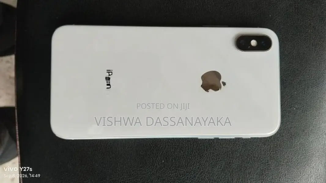 Apple iPhone X (Used)