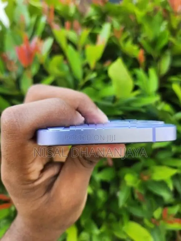 Apple iPhone 12 (Used)