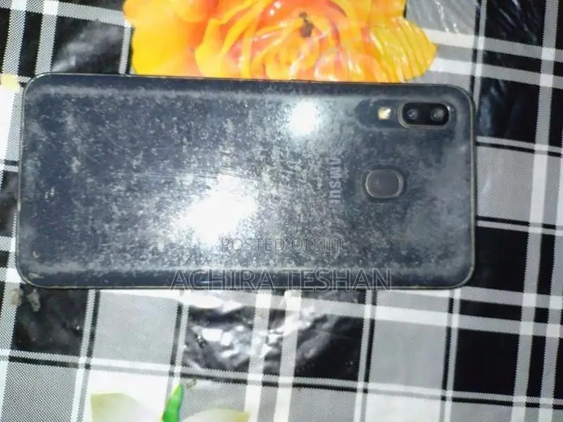 Samsung Galaxy A20 (Used)