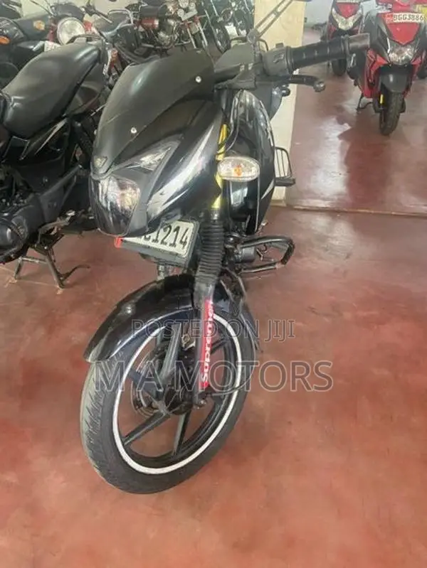Bajaj Pulsar 150 2018