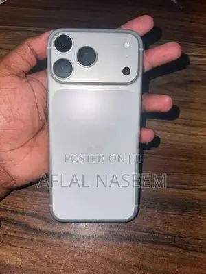 Apple iPhone 17 Pro Max (Used)