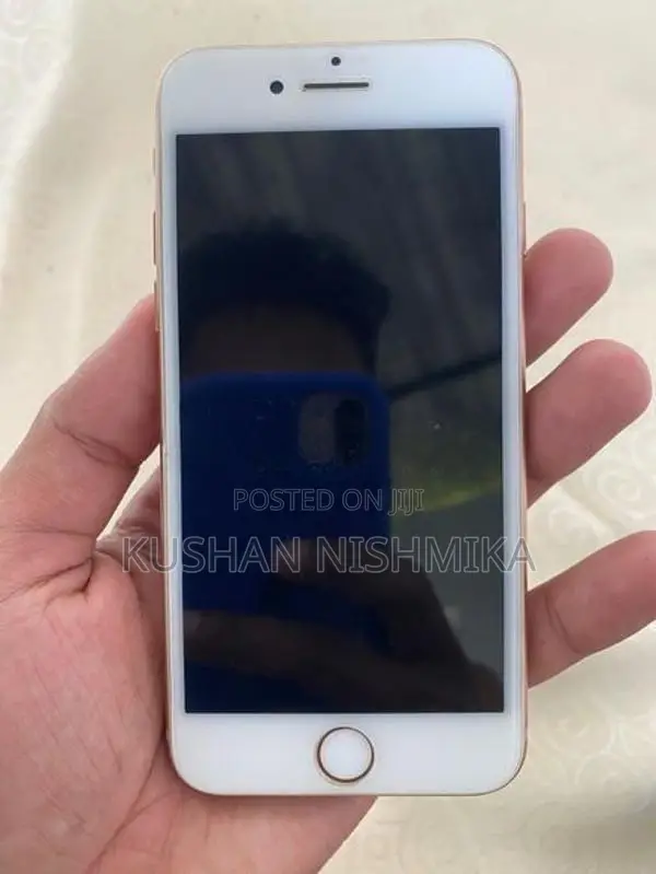 Apple iPhone 8 (Used)