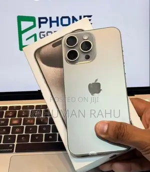 Apple iPhone 15 Pro Max 256GB (Used)