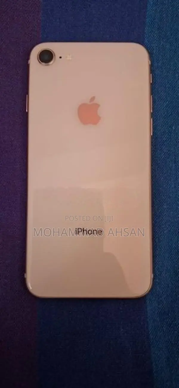 Apple iPhone 8 (Used)