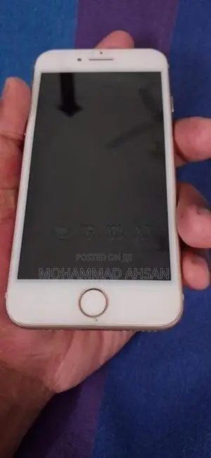 Apple iPhone 8 (Used)