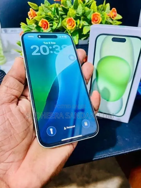 Apple iPhone 15 (Used)