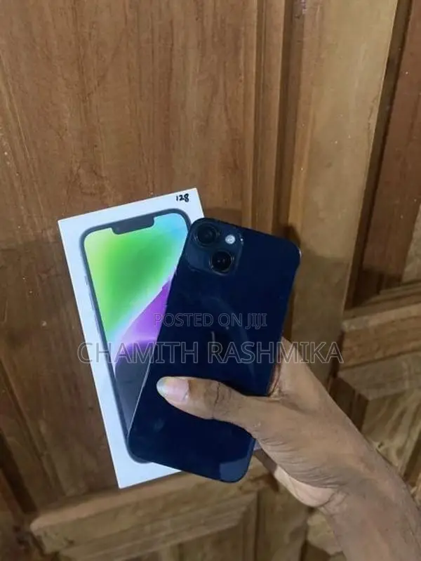Apple iPhone 14 (Used)