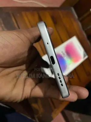 Infinix Hot 70 6GB 128GB (Used)