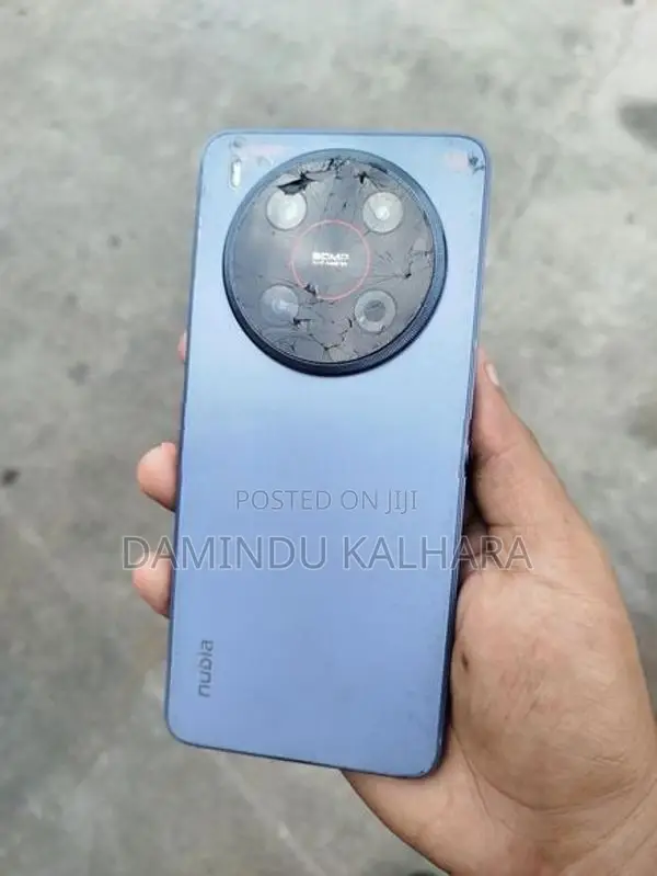 ZTE nubia V70 Max (Used)