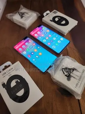 Samsung Galaxy S10 5G Fullset (Used)
