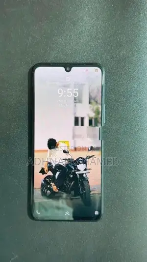 Vivo V21 (Used)