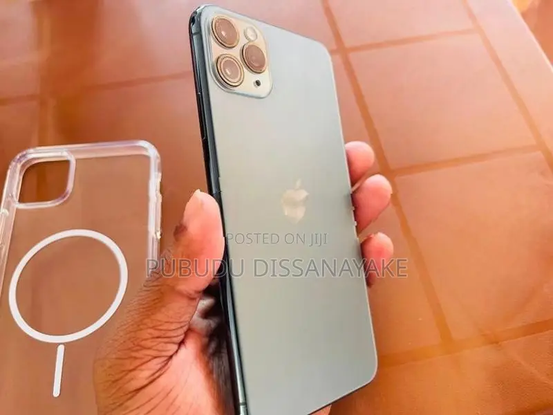 Apple iPhone 11 Pro Max GB (Used)