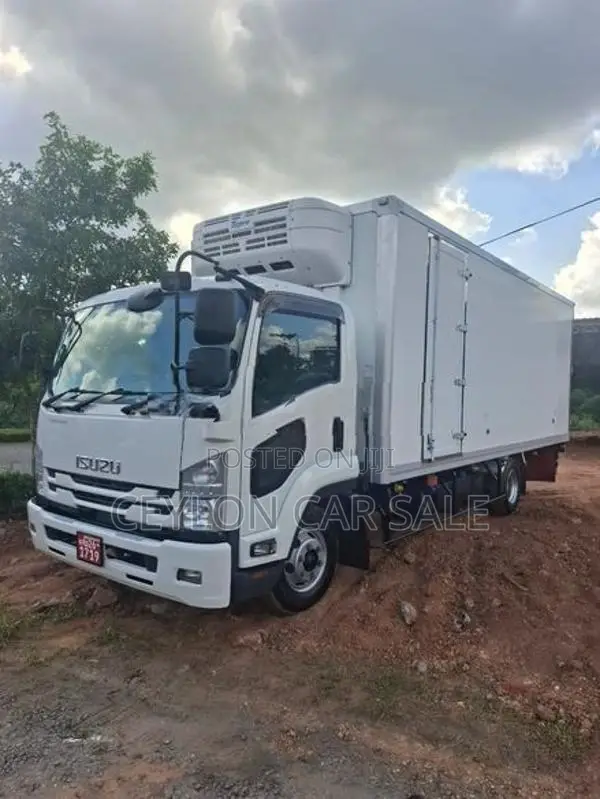 Isuzu Forward 2020