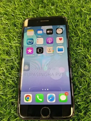 Apple iPhone 8 (Used)