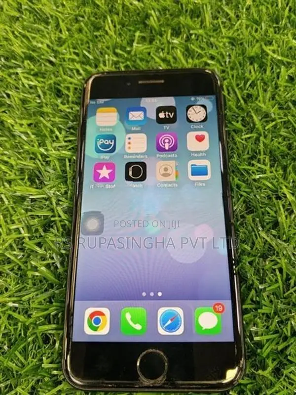 Apple iPhone 8 (Used)