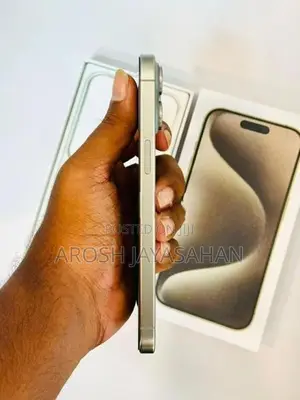 Apple iPhone 15 Pro Max 256GB (Used)