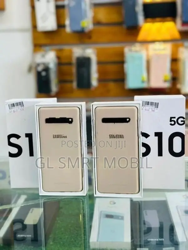 Samsung Galaxy S10 5G/256GB (Used)