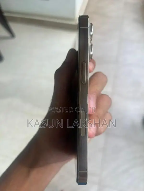 Apple iPhone 13 Pro (Used)