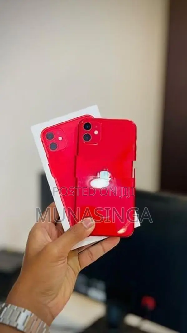 Apple iPhone 11 (Used)