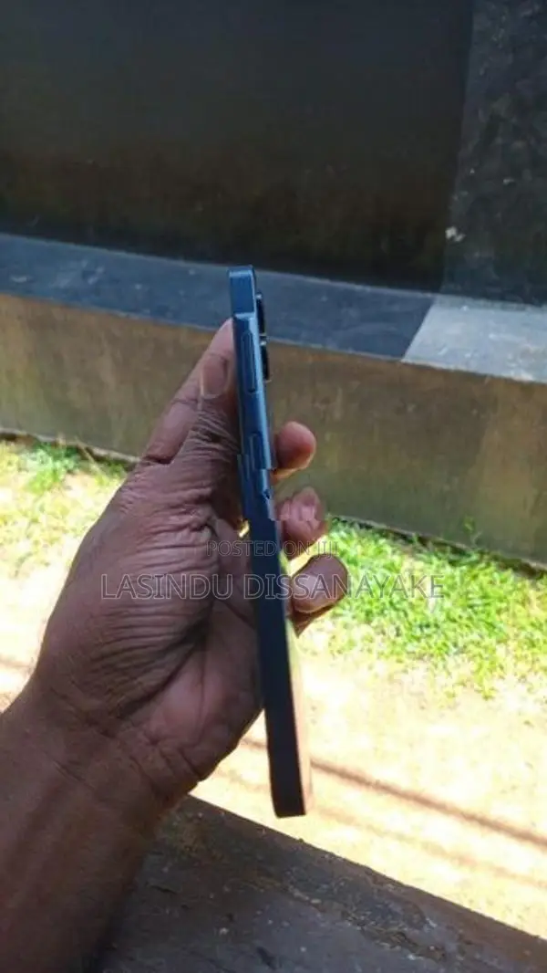 Samsung Galaxy A06 (Used)