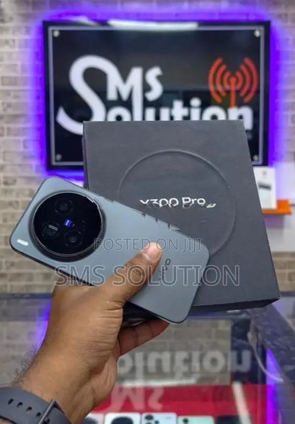 Vivo X300 Pro 5G (Used)