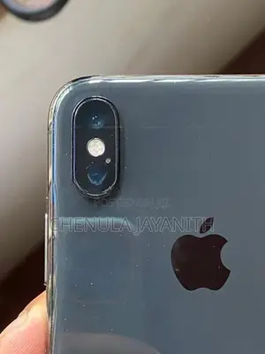 Apple iPhone X (Used)