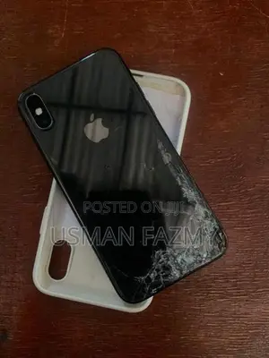 Apple iPhone X (Used)