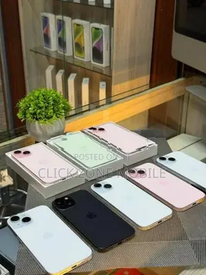 Apple iPhone 15 128GB (Used)