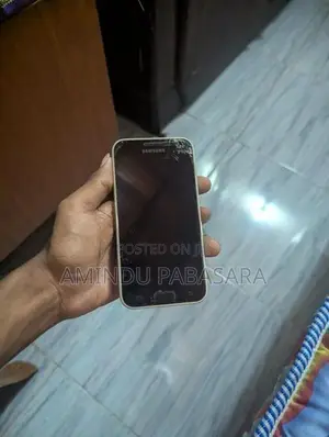 Samsung Galaxy J2 (Used)