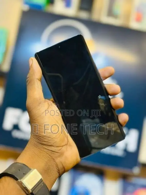 Vivo V29E 8GB 128GB (Used)