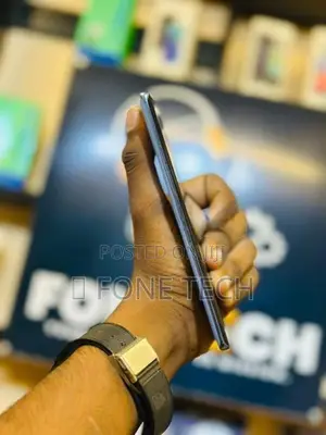 Vivo V29E 8GB 128GB (Used)