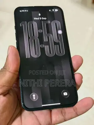 Apple iPhone 13 (Used)