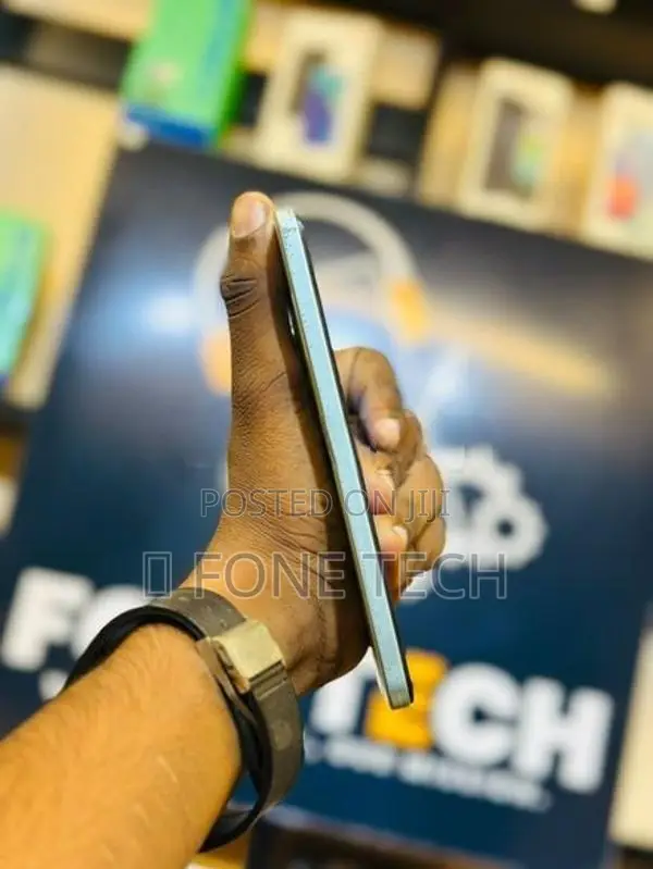 Vivo Y22 4GB 64GB (Used)