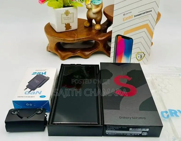 Samsung Galaxy S22 Ultra (Used)