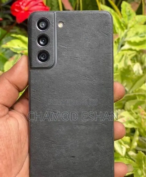 Samsung Galaxy S21 FE (Used)