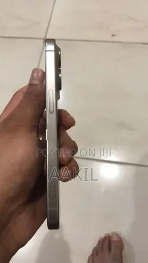 Apple iPhone 15 Pro (Used)