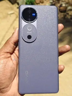 Vivo V40 8GB | 256GB (Used)