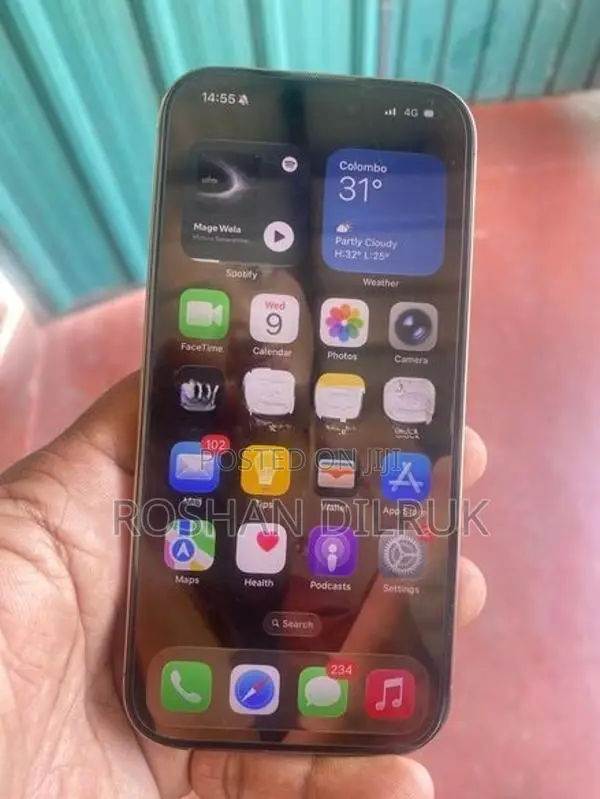 Apple iPhone 16 Pro 256GB (Used)