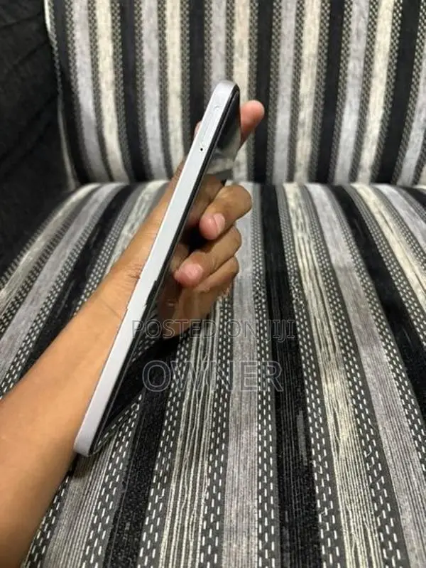 Xiaomi Redmi 12 (Used)