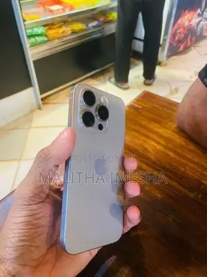 Apple iPhone 15 Pro (Used)