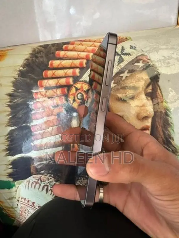 Samsung Galaxy S24 256GB (Used)