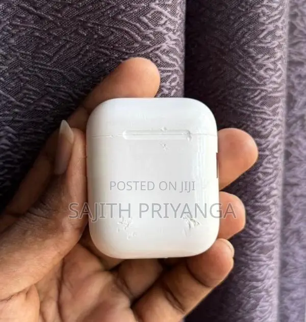 AirPod ( 1st gen ) Charging Case