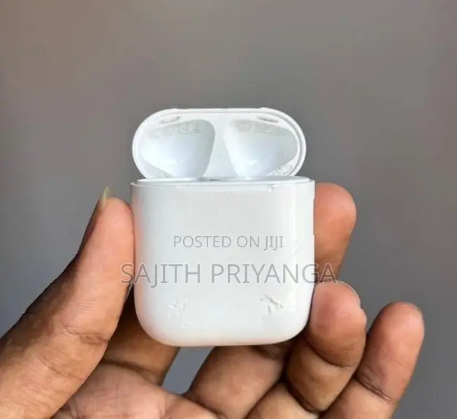 AirPod ( 1st gen ) Charging Case