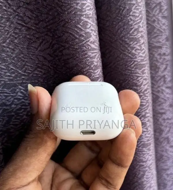 AirPod ( 1st gen ) Charging Case