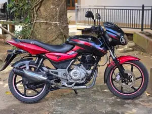 Bajaj Pulsar 150 2015