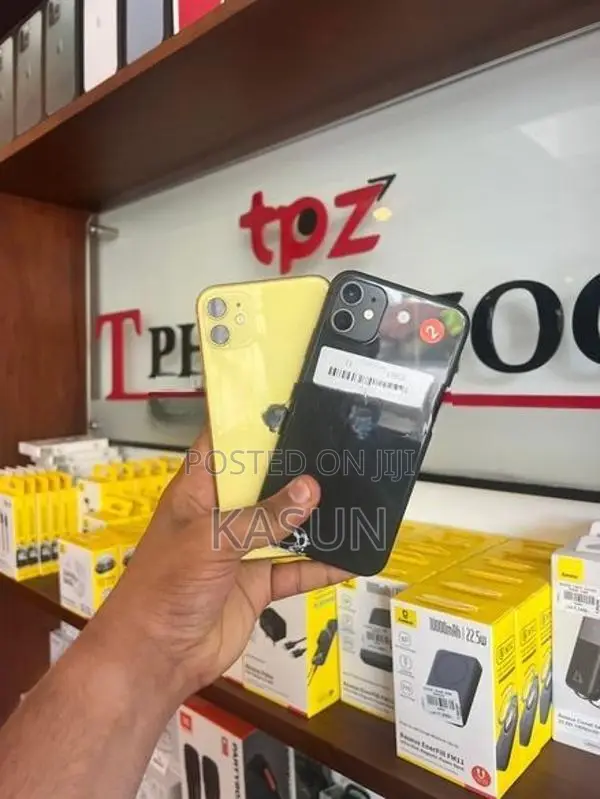 Apple iPhone 11 (Used)