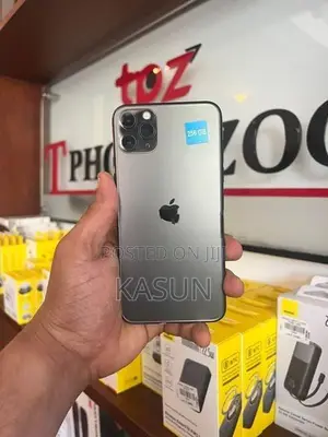 Apple iPhone 12 Pro (Used)