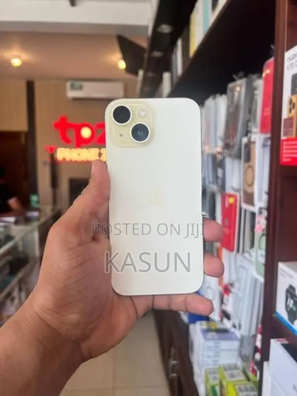 Apple iPhone 15 (Used)